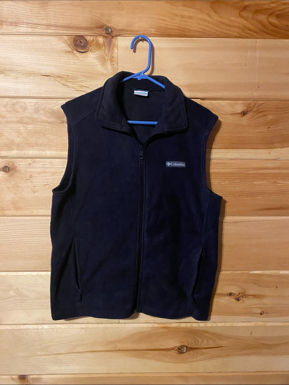$13-Columbia women’s medium Black Fleece Vest - Full Zip